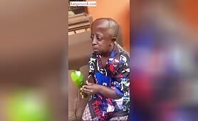 Lady Uses Big Cucumber To Stretch Her Pussy Video