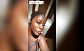 Naija Tiktoker “Lyf_Of_Glory” Flaunting Her Naked Body