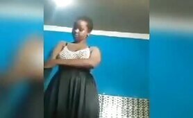 Naija Lady Undress Fully Naked For Boyfriend