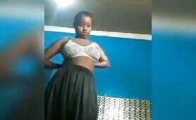 Naija Lady Undress Fully Naked For Boyfriend