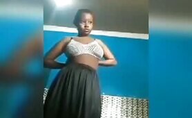 Naija Lady Undress Fully Naked For Boyfriend