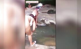 Watch Naked Ugandan Ladies Bathing In The River