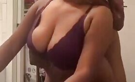Watch Her Cumming Face