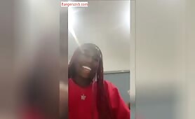 Nicole Expose Her Bestfriend Pussy