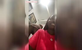 Nicole Expose Her Bestfriend Pussy