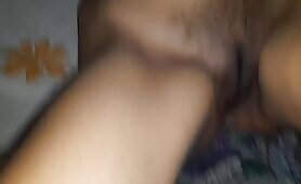 Desi bhabhi ki chut me Lund 