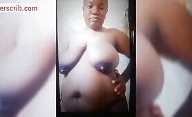 Married Lady Zainab Sent Me Her Nude Video