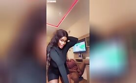 Instagram Oliviaxemmanuel Roommate Masturbate On Camera