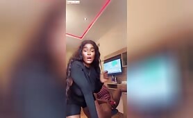 Instagram Oliviaxemmanuel Roommate Masturbate On Camera
