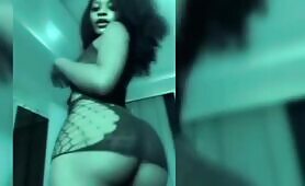 Benin City Runs Girl Nathalia Showing Her Soft Ass