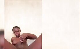 Watch What This African Babe Is Doing To Her Pussy