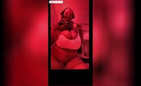Busty Snap Babe Leak