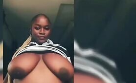 Escort Babe Amarachi Boobs Video