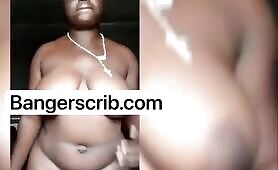 Oyin Takes Off Her Clothes