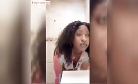 Watch Naomi Clapping Her Big Bunda