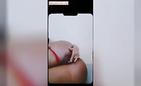 Hot Mzansi Lifestyle Influencer “Khaey Koopman” Rubbing And Fingering Her Pussy bangerscrib