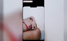 Hot Mzansi Lifestyle Influencer “Khaey Koopman” Rubbing And Fingering Her Pussy