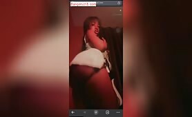 Nigerian Girl Flashing Her Pussy On Buzzcast Live Stream As She Teases