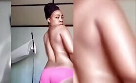 Kampala Lady Goes Naked In New Video To Impress Her Fans